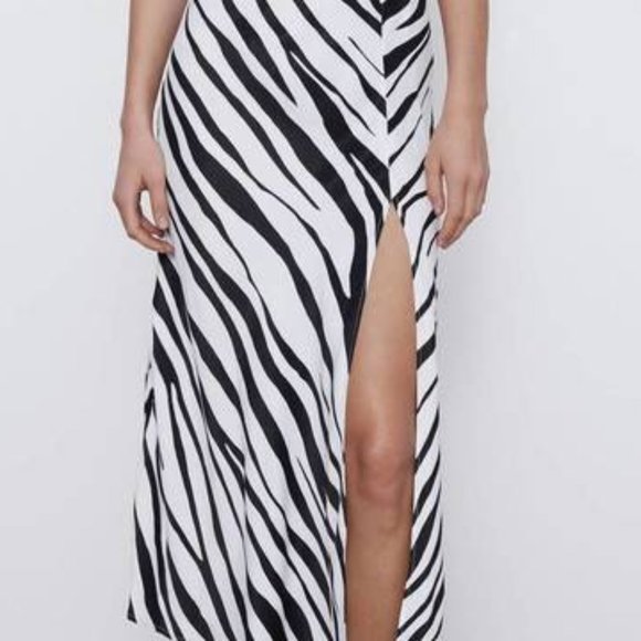 ZARA ANIMAL PRINT SKIRT TRF - S - Picture 2 of 2